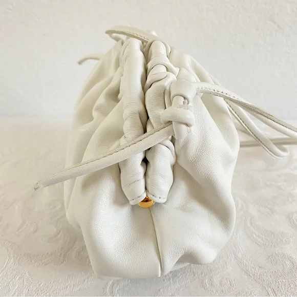 Mansur Gavriel white mini Cloud leather clutch bag - Picture 7 of 16